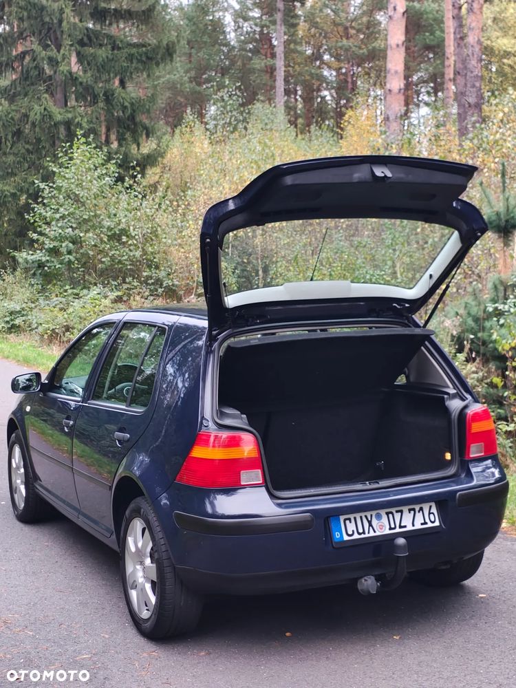 Volkswagen Golf - 20