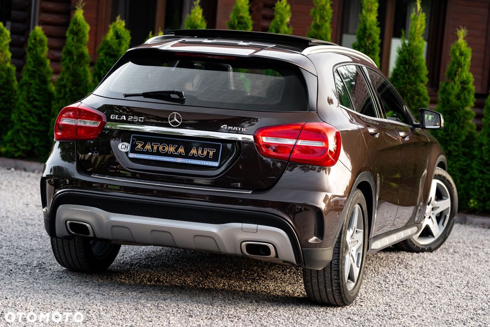 Mercedes-Benz GLA 250 4Matic 7G-DCT AMG Line - 9