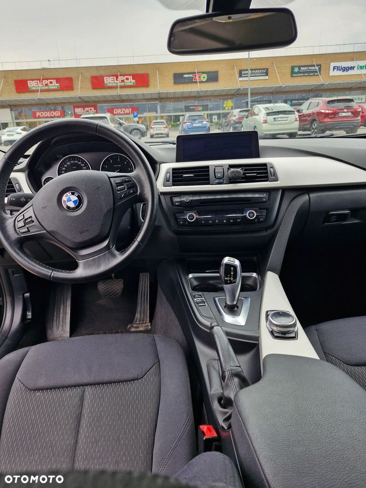 BMW Seria 3 320d Efficient Dynamics - 5