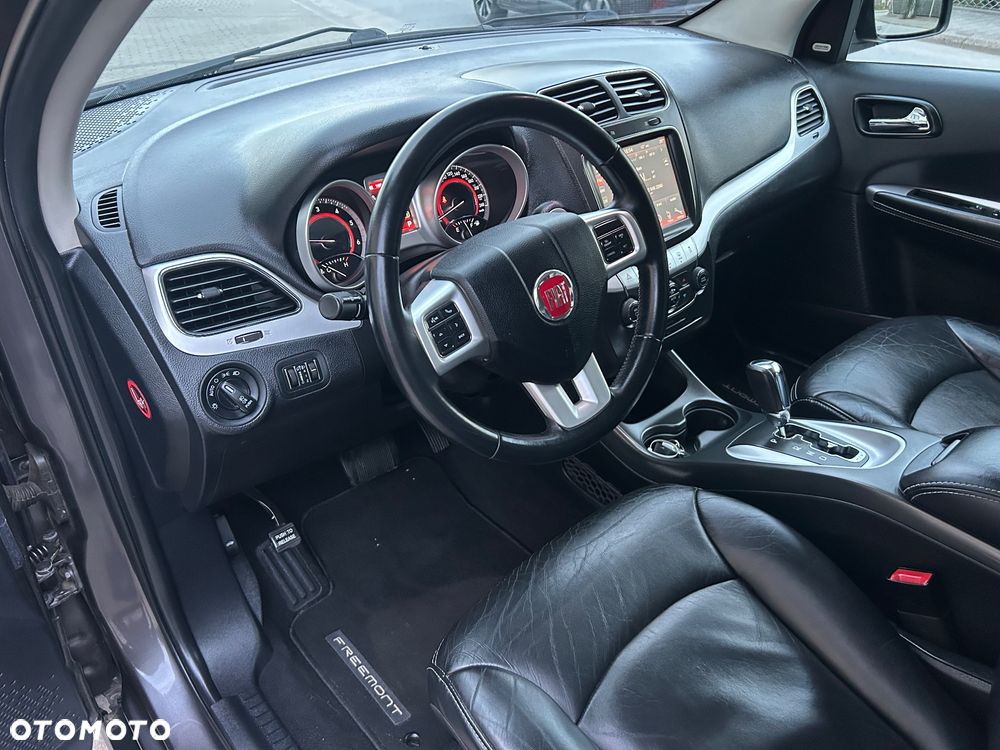 Fiat Freemont 2.0 Multijet Lounge AWD - 11