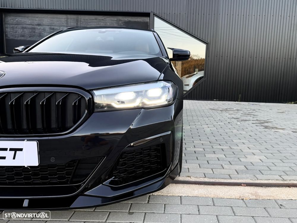 BMW 530 e Pack Desportivo M - 9