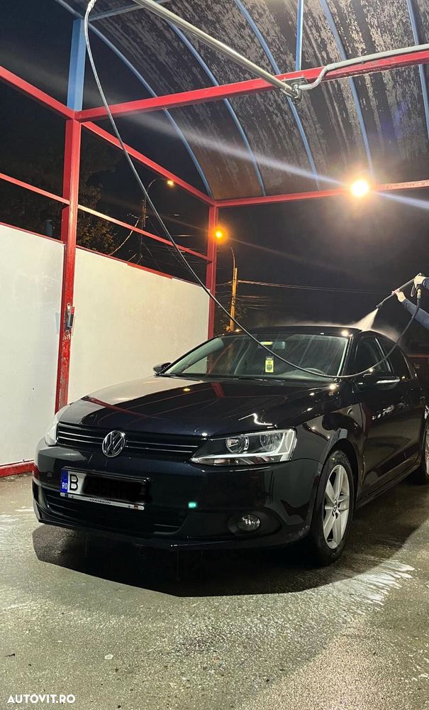 Volkswagen Jetta 1.2 TSI BMT Trendline - 3