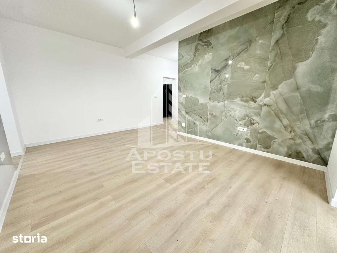 Apartament cu 2 camere de 62 mp utili cu dressing la asfalt in Giroc — fotografia 3