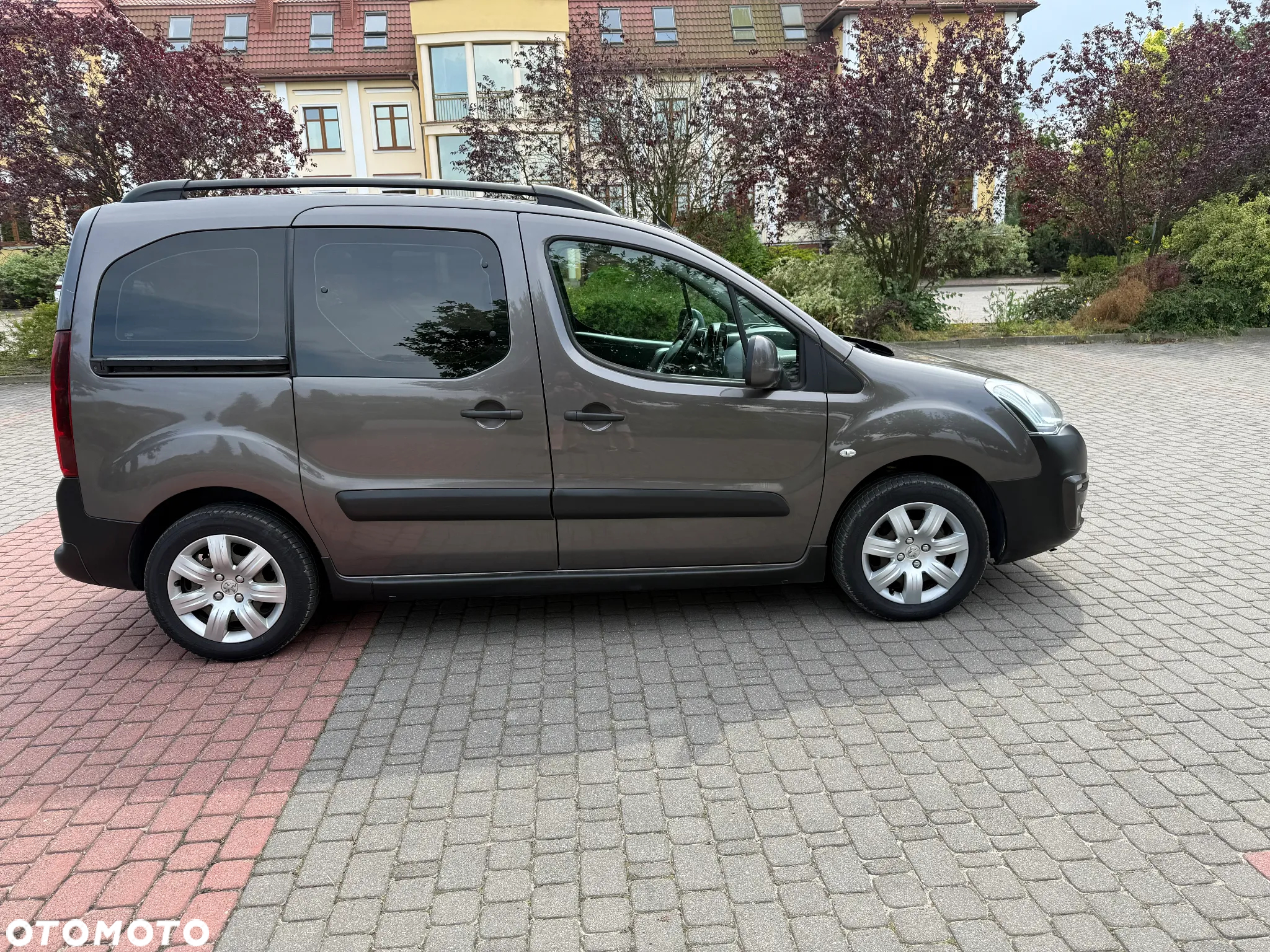 Peugeot Partner - 8