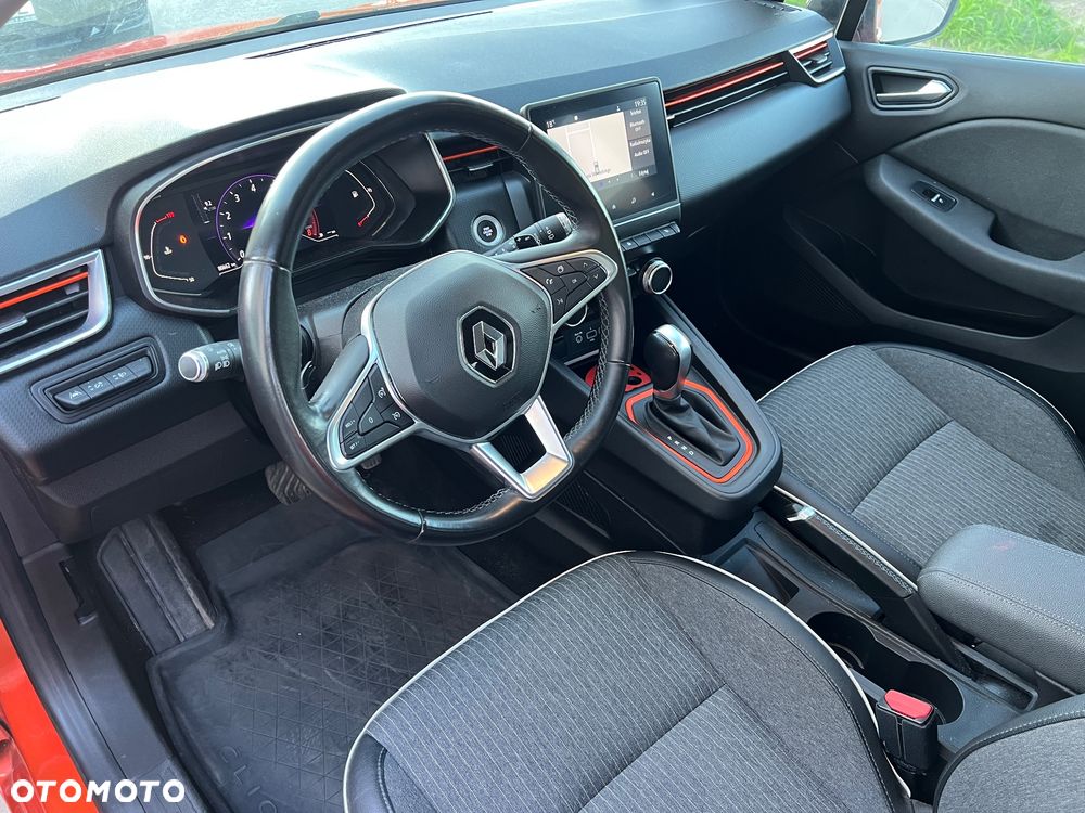 Renault Clio - 21