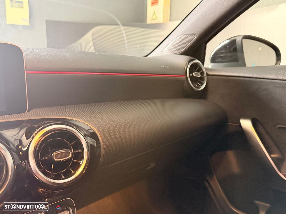 Mercedes-Benz A 200 AMG Line Aut. - 29