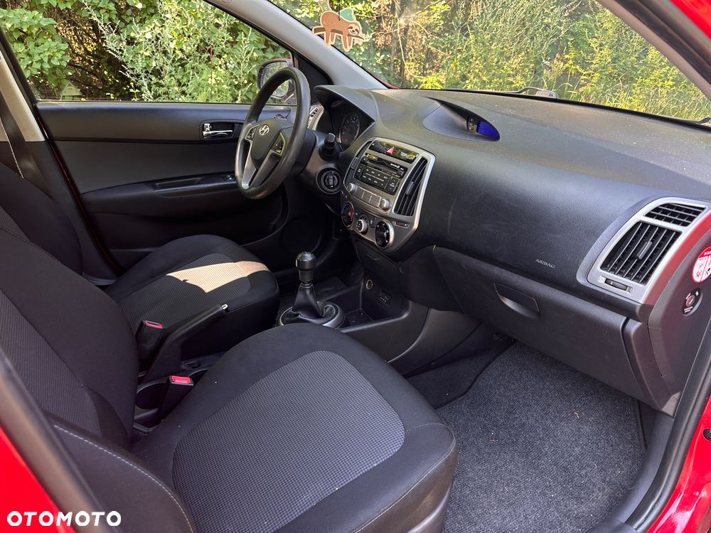 Hyundai i20 - 8