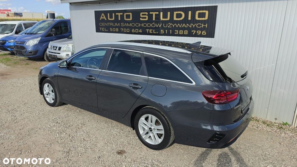 Kia Ceed 1.6 CRDi Platinum Edition - 32