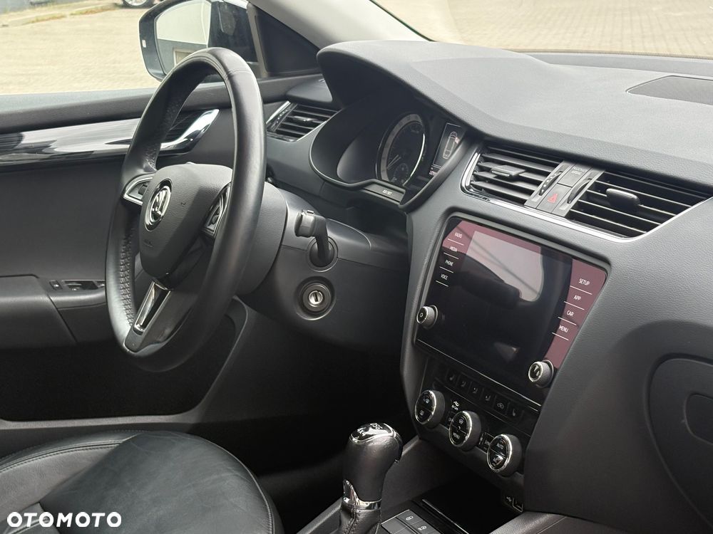 Skoda Octavia 2.0 TDI 4x4 DSG Clever - 14