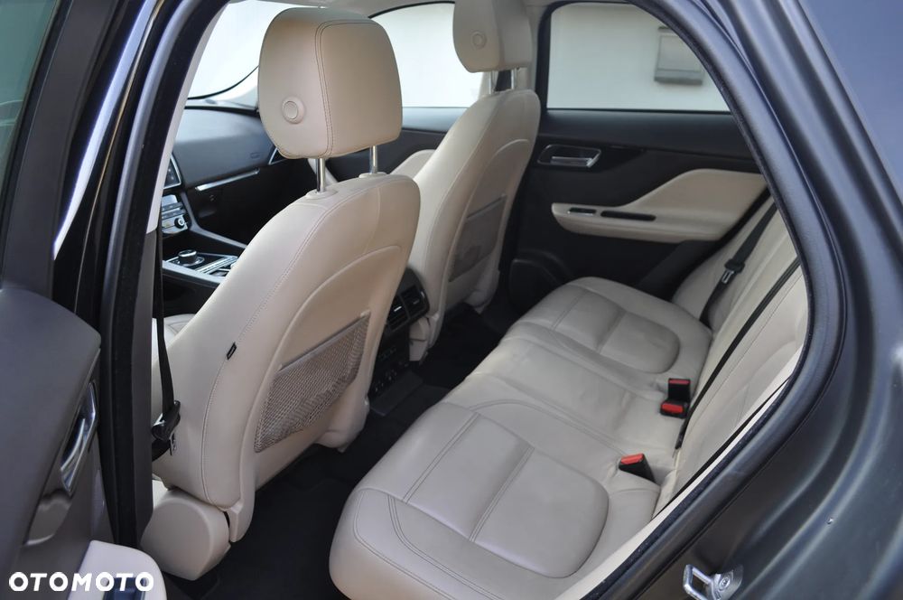Jaguar F-Pace 2.0 i4D AWD Portfolio - 14