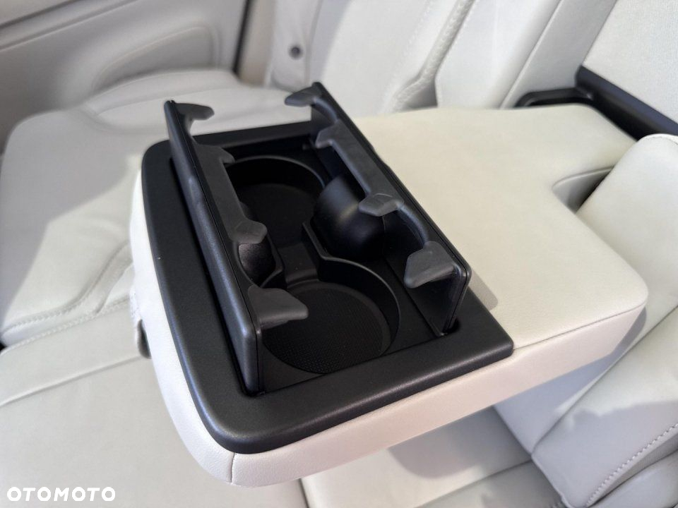 Volvo XC 90 - 12