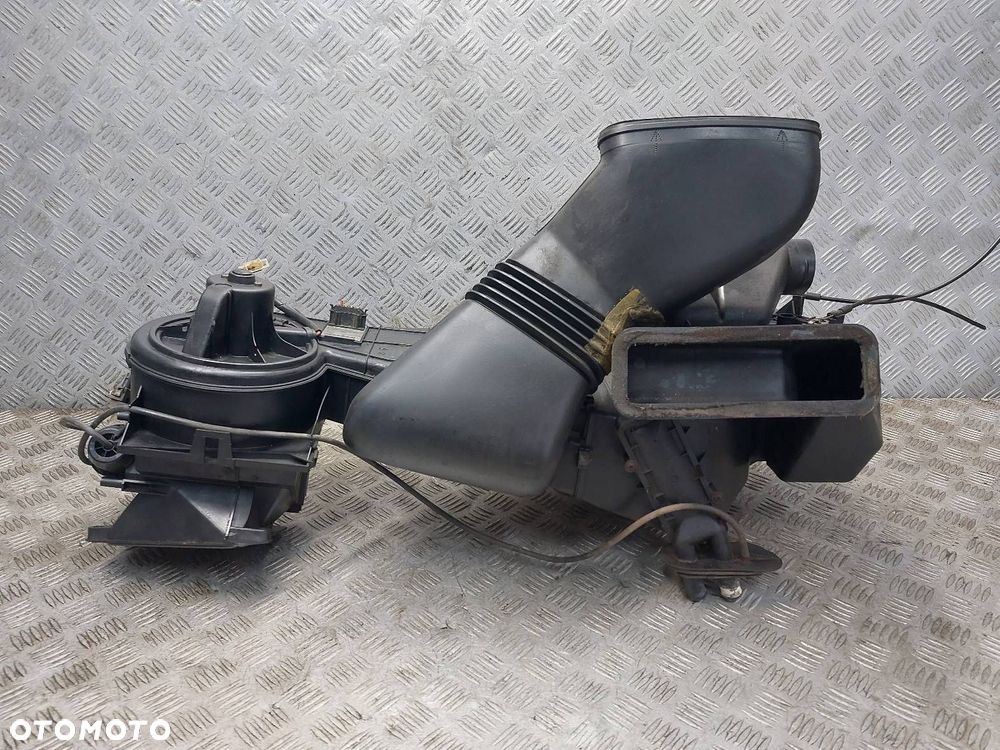 OBUDOWA NAGRZEWNICY + DMUCHAWA + REZYSTOR TRANSPORTER T4 701819021B - 12