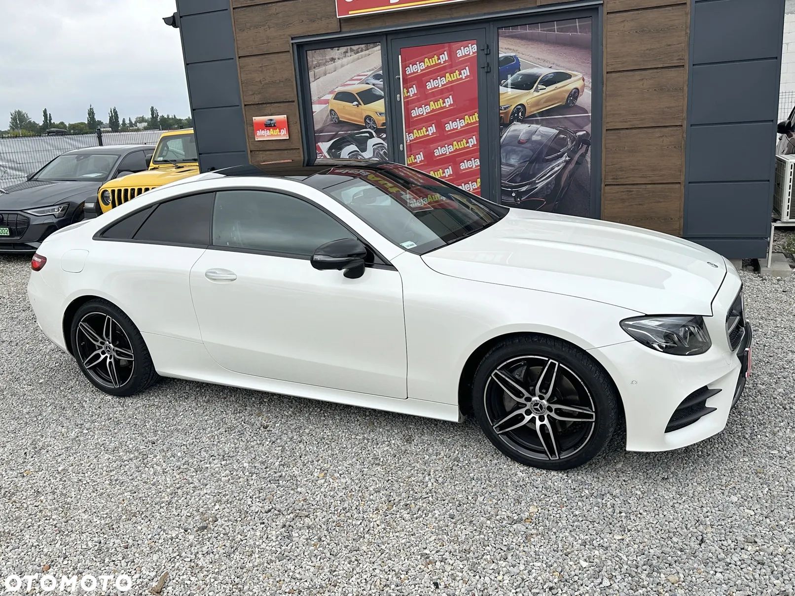 Mercedes-Benz Klasa E 220 d Coupe 4-Matic 9G-TRONIC - 1