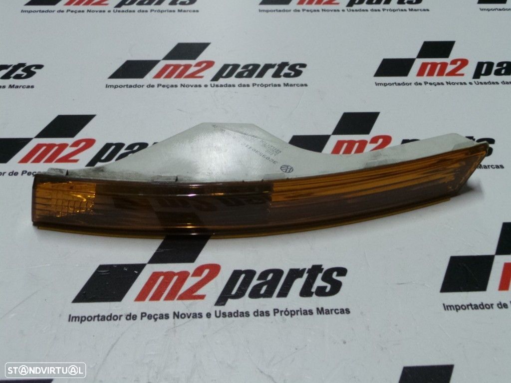 Pisca P/ choques Esquerdo/Frente Seminovo/ Original VW Passat 3C0953041C - 1