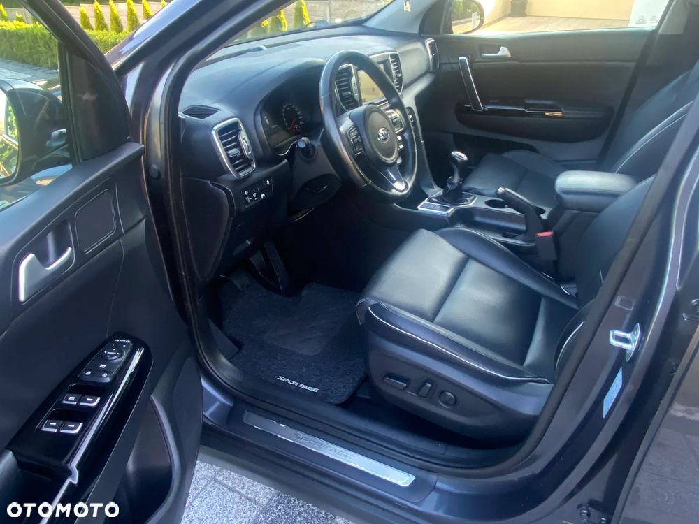 Kia Sportage 1.7 CRDI 2WD Dream-Team Edition - 8