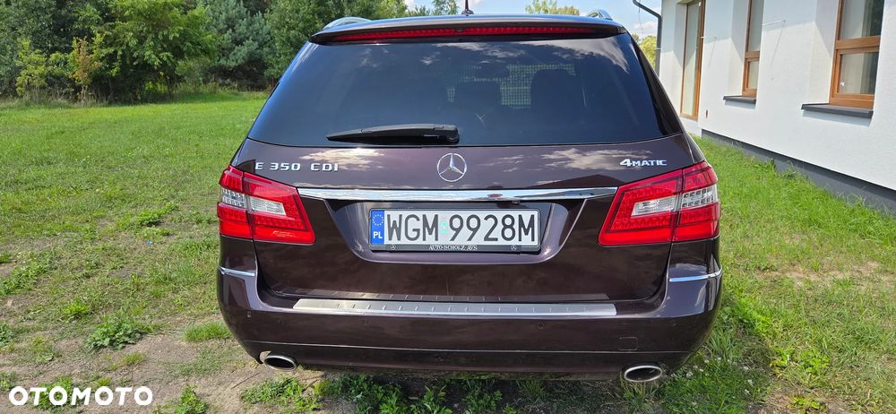 Mercedes-Benz Klasa E - 24