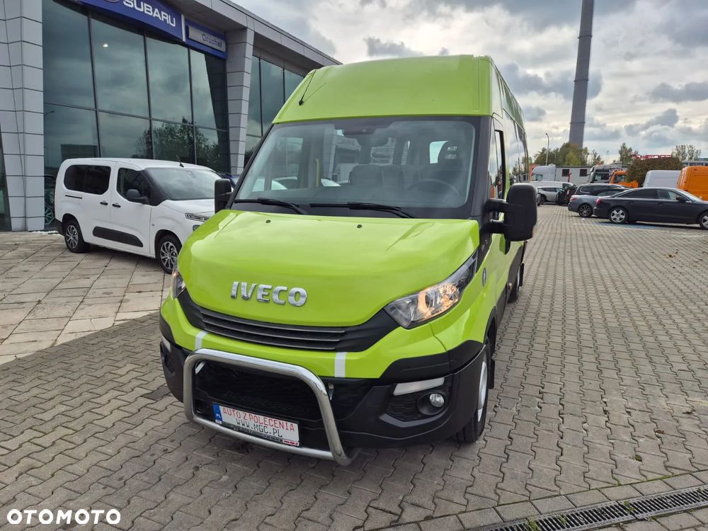 Iveco Daily 35S120 Hi-Matic / MIKROBUS / AUTOBUS / 10 MIEJSC / OD PIERWSZEGO WŁ. / STAN DOBRY / WEBASTO / KLIMATYZACJA - 4