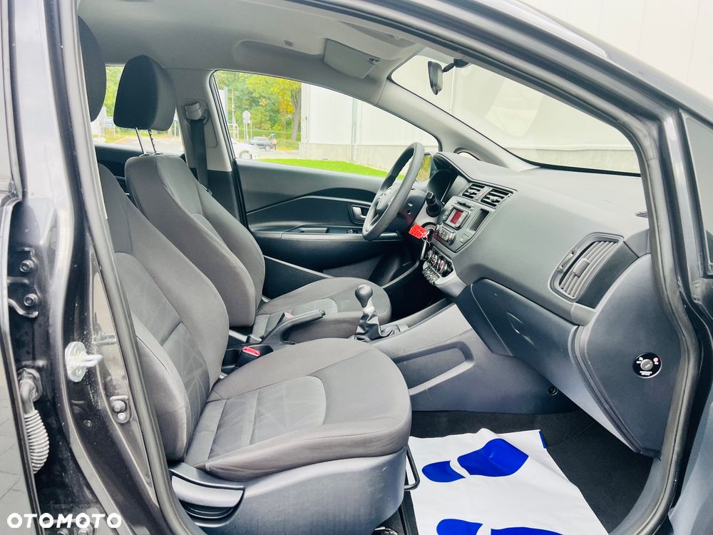 Kia Rio - 29