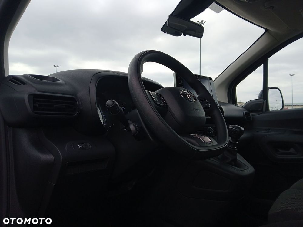 Toyota PROACE CITY - 17