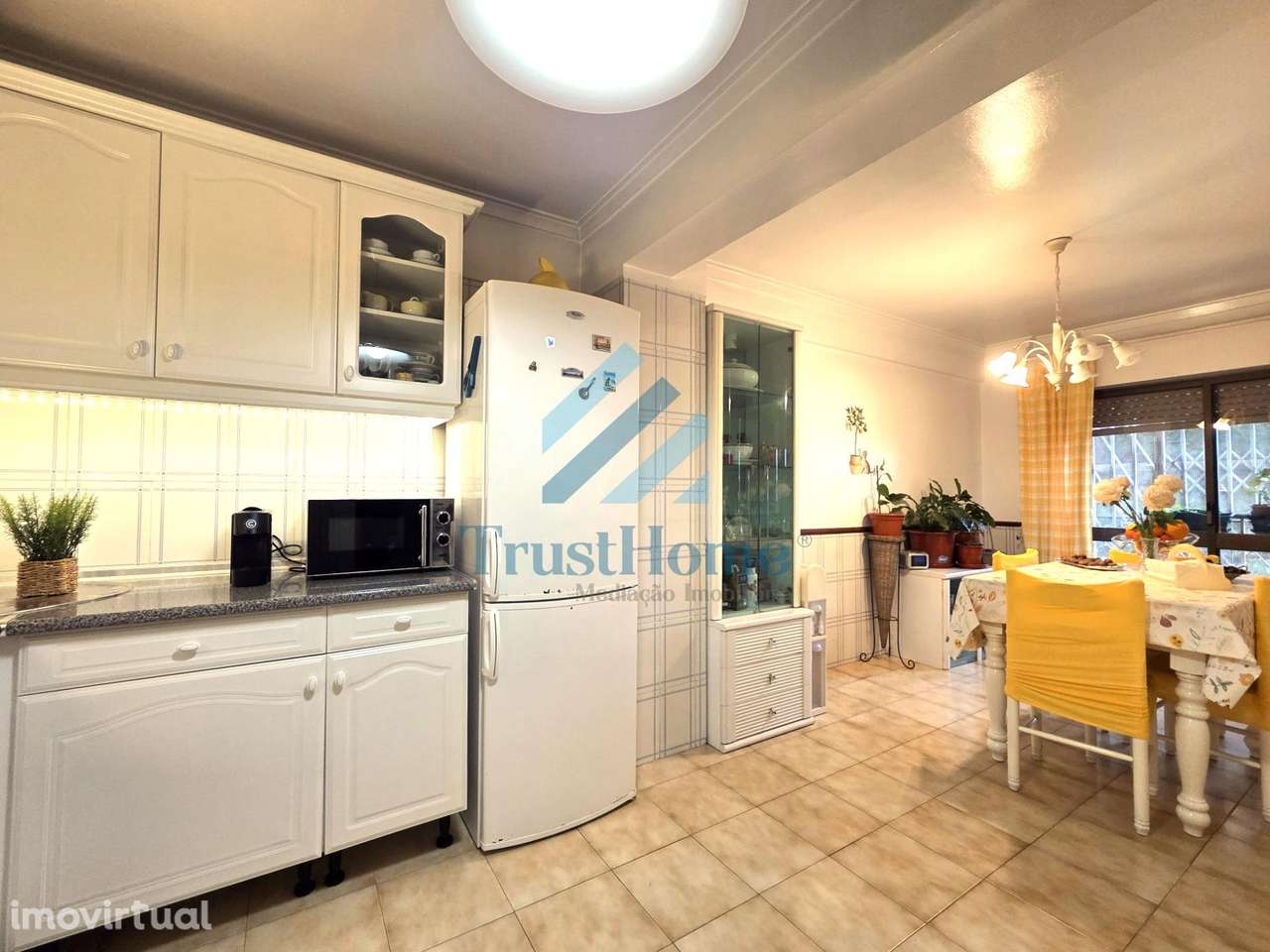 Apartamento T1+1 Mobilado com Varanda e Arrecadação em Queluz - Grande imagem: 3/35