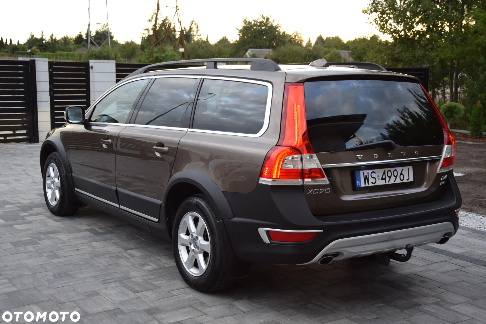 Volvo XC 70 2.4D AWD Momentum - 14