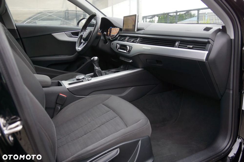 Audi A4 Avant 2.0 TDI clean diesel Quattro - 30