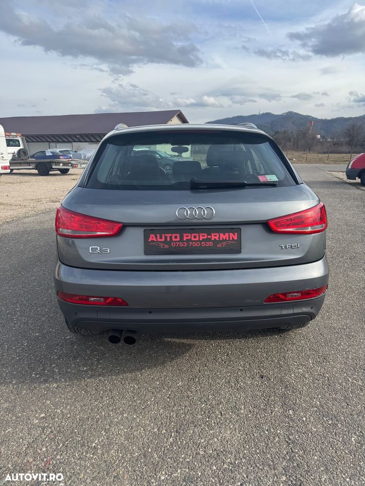 Audi Q3 1.4 TFSI Stronic Design - 10