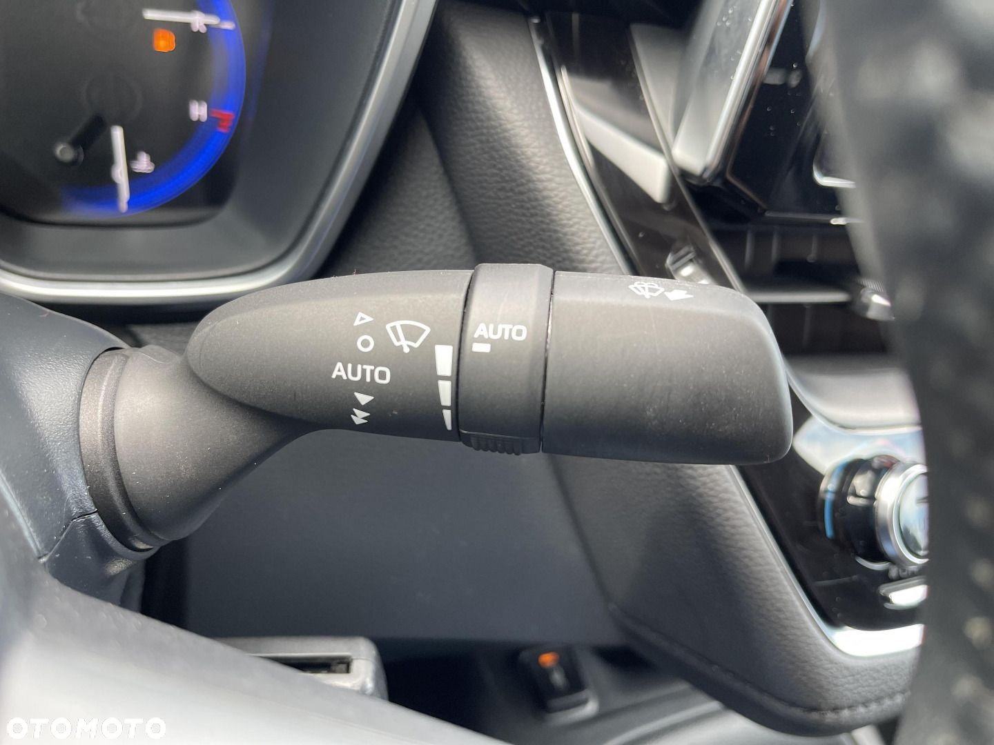 Toyota Corolla - 16
