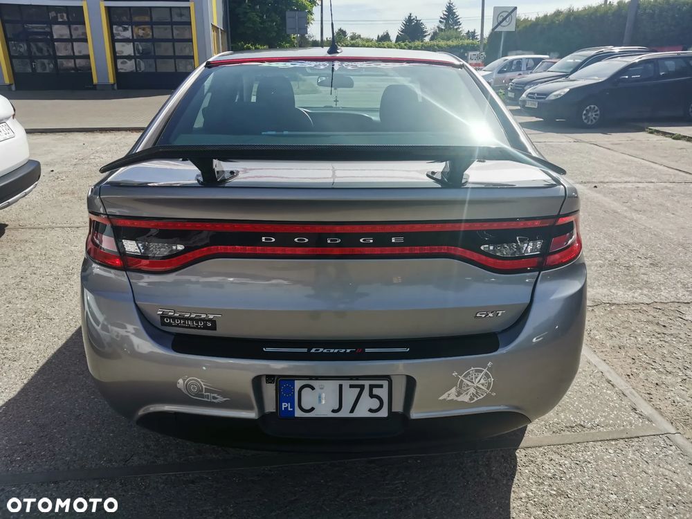 Dodge Dart - 7