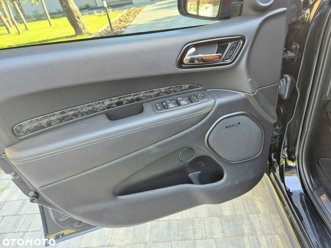 Dodge Durango - 32