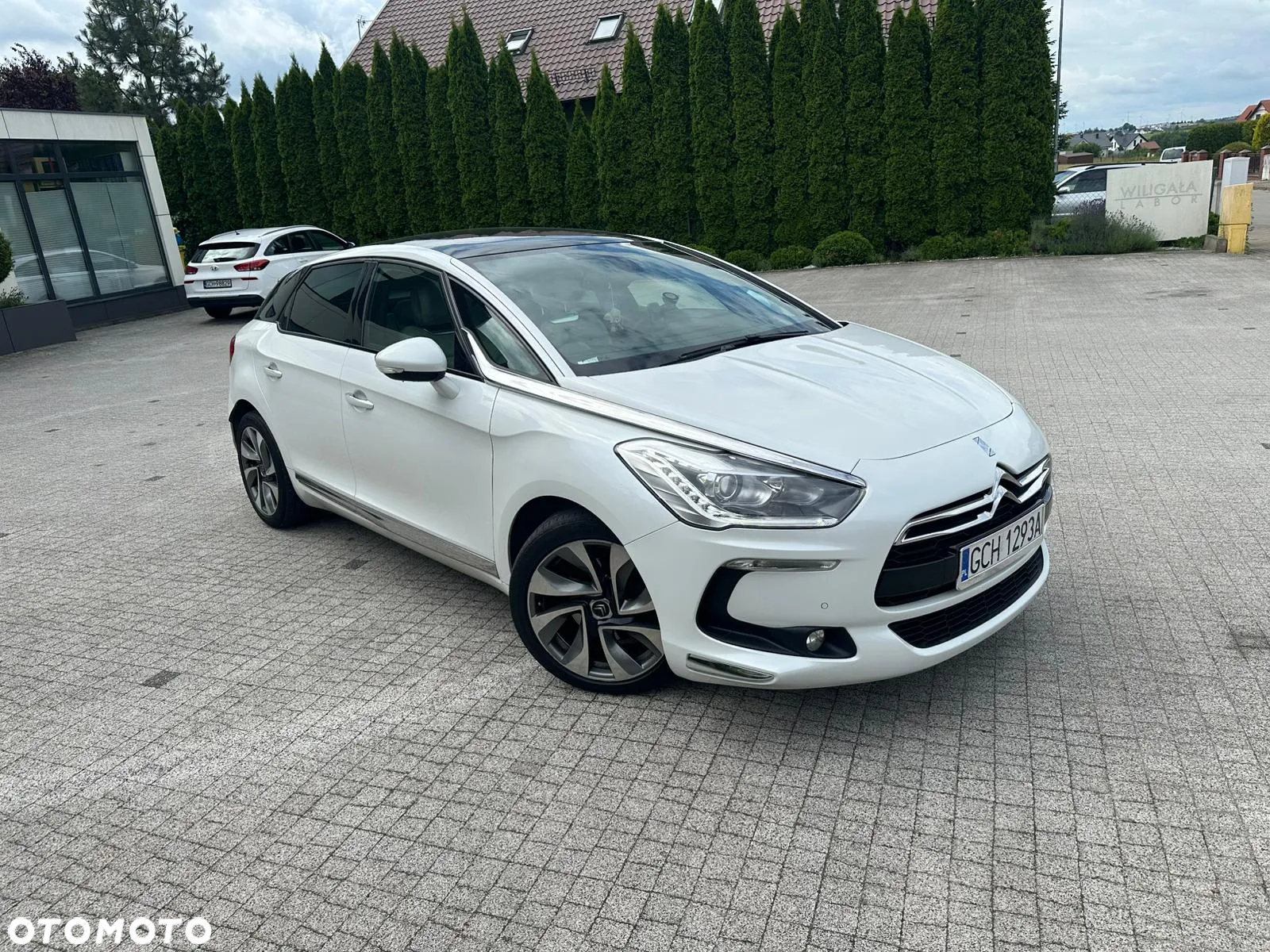 Citroën DS5 1.6 THP SoChic - 5