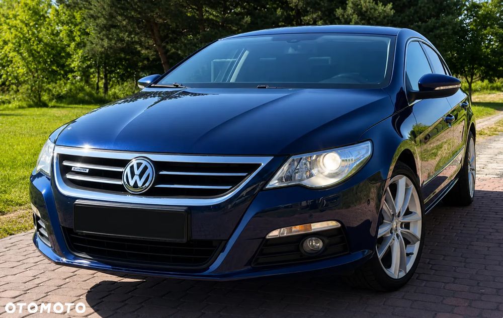 Volkswagen Passat CC 2.0 TDI BlueMotion Technology DSG Exclusive - 4