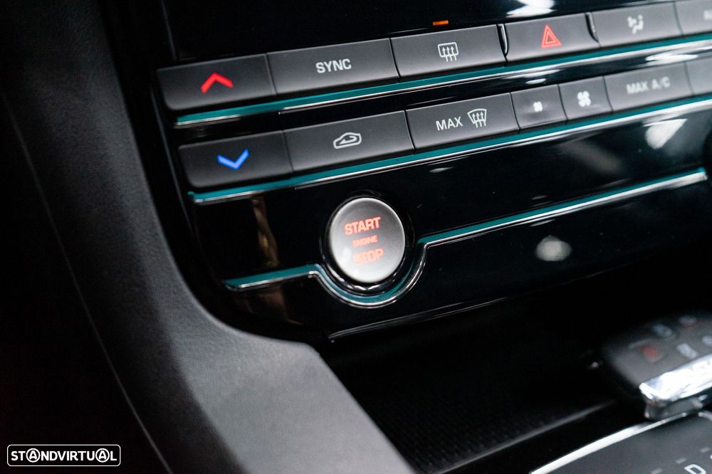 Jaguar F-Pace 20d AWD Aut. R-Sport - 36