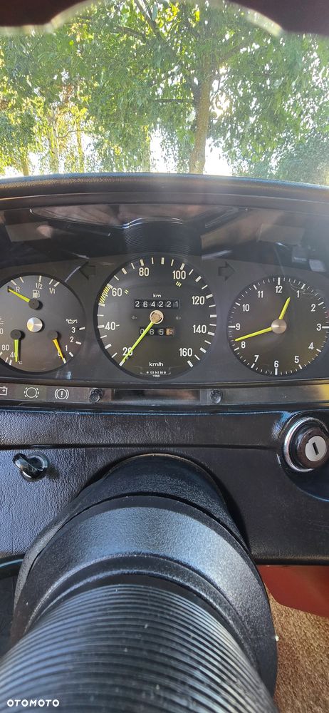 Mercedes-Benz W123 - 6