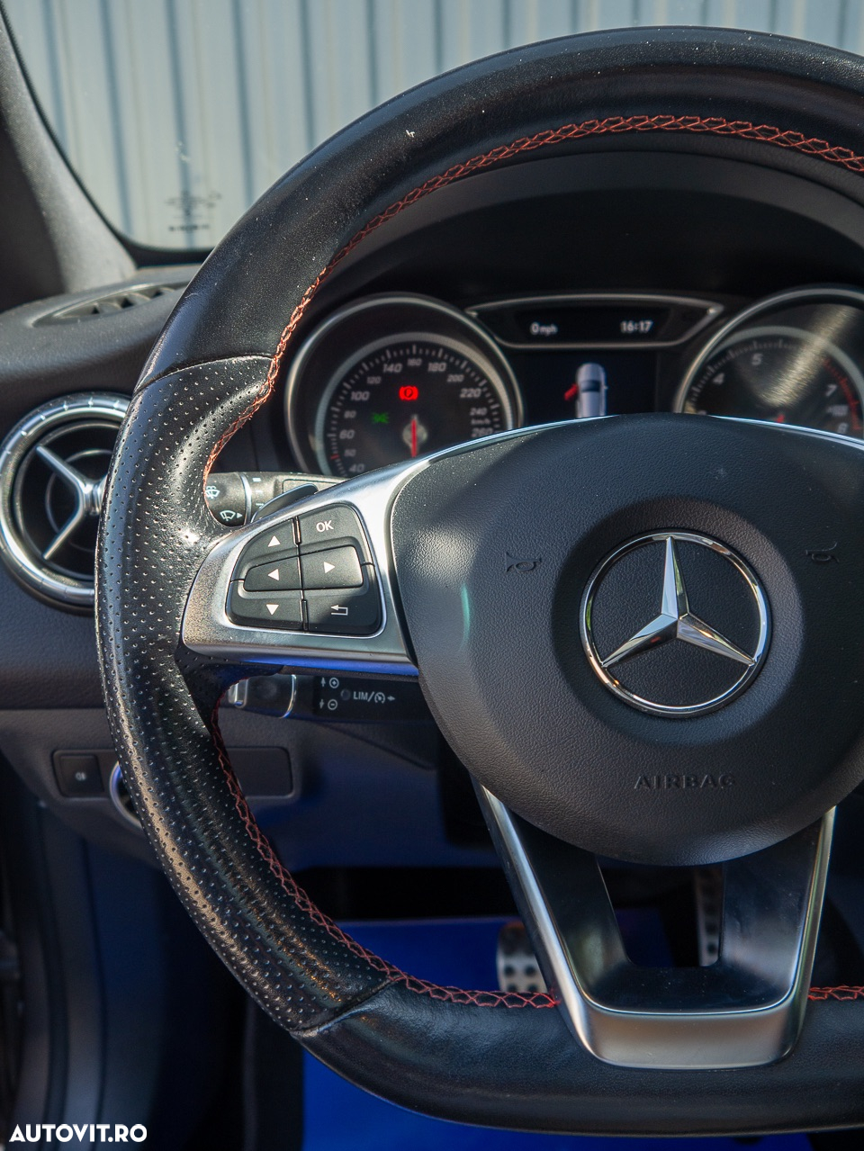 Mercedes-Benz CLA 180 7G-DCT AMG Line - 20