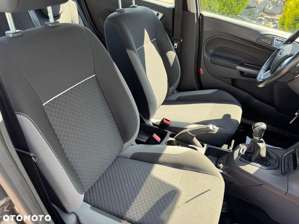 Ford Fiesta - 19