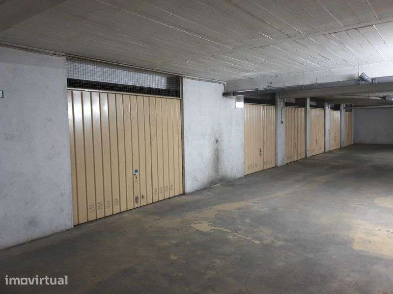 Garagem Box 37m2 Linda a Velha - Grande imagem: 5/5