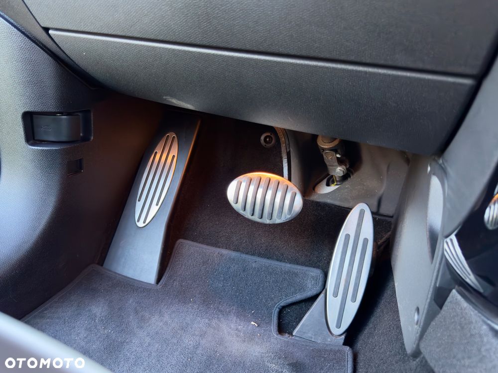 MINI Countryman - 16