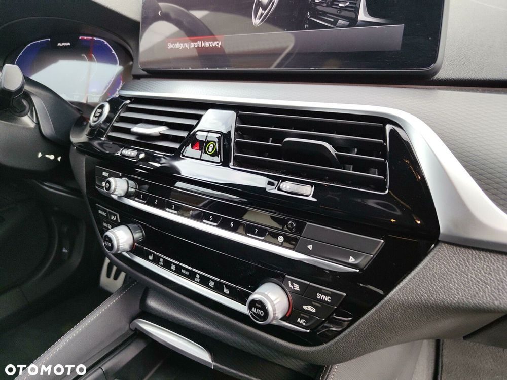 BMW Seria 5 - 27