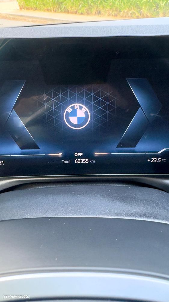 BMW 320 d Pack Desportivo M Auto - 16