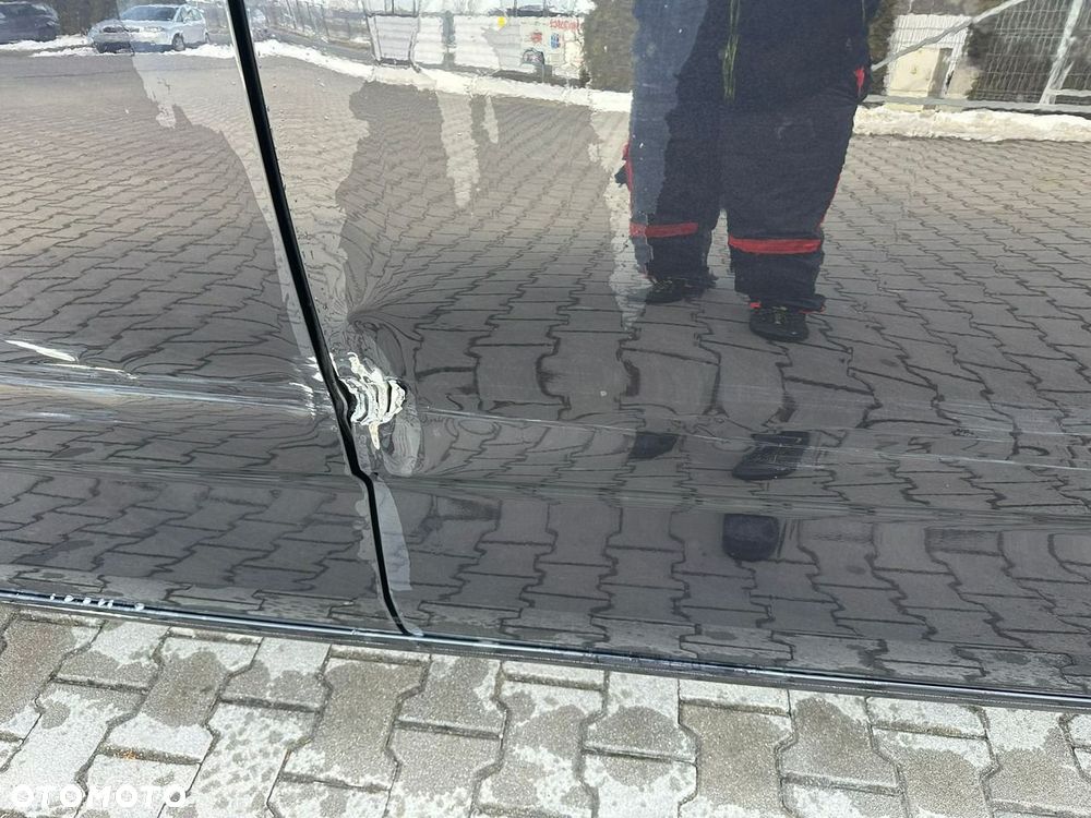 Volkswagen Multivan - 15