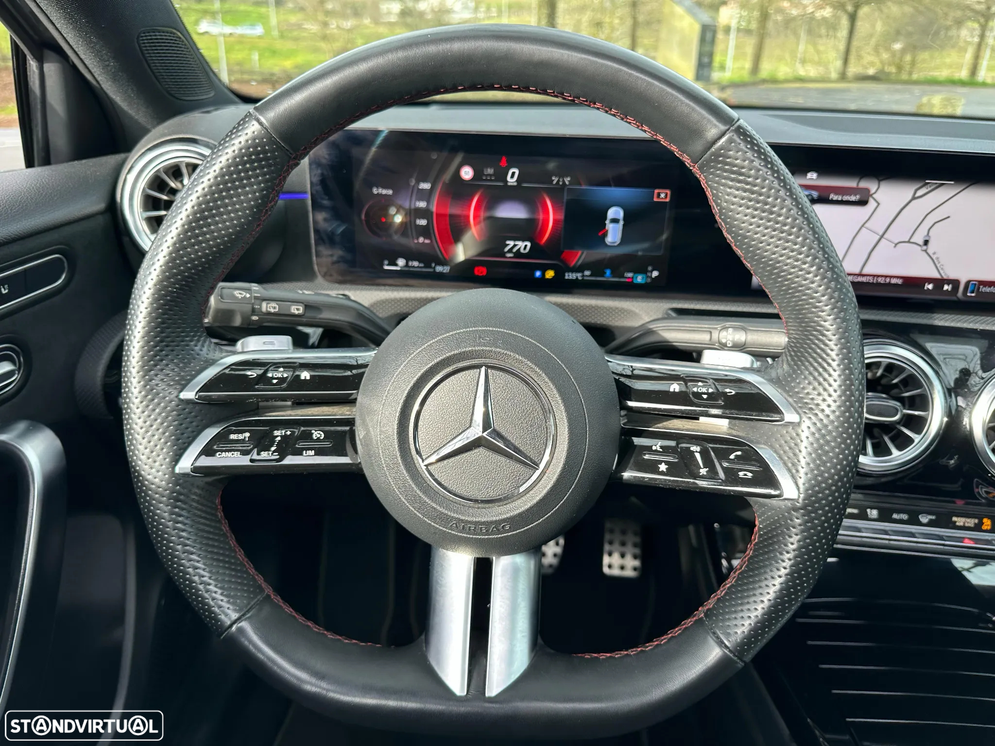 Mercedes-Benz A 180 d 8G-DCT AMG Line - 32