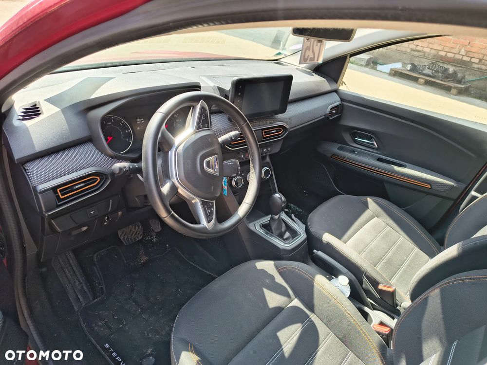 Dacia Sandero Stepway - 12