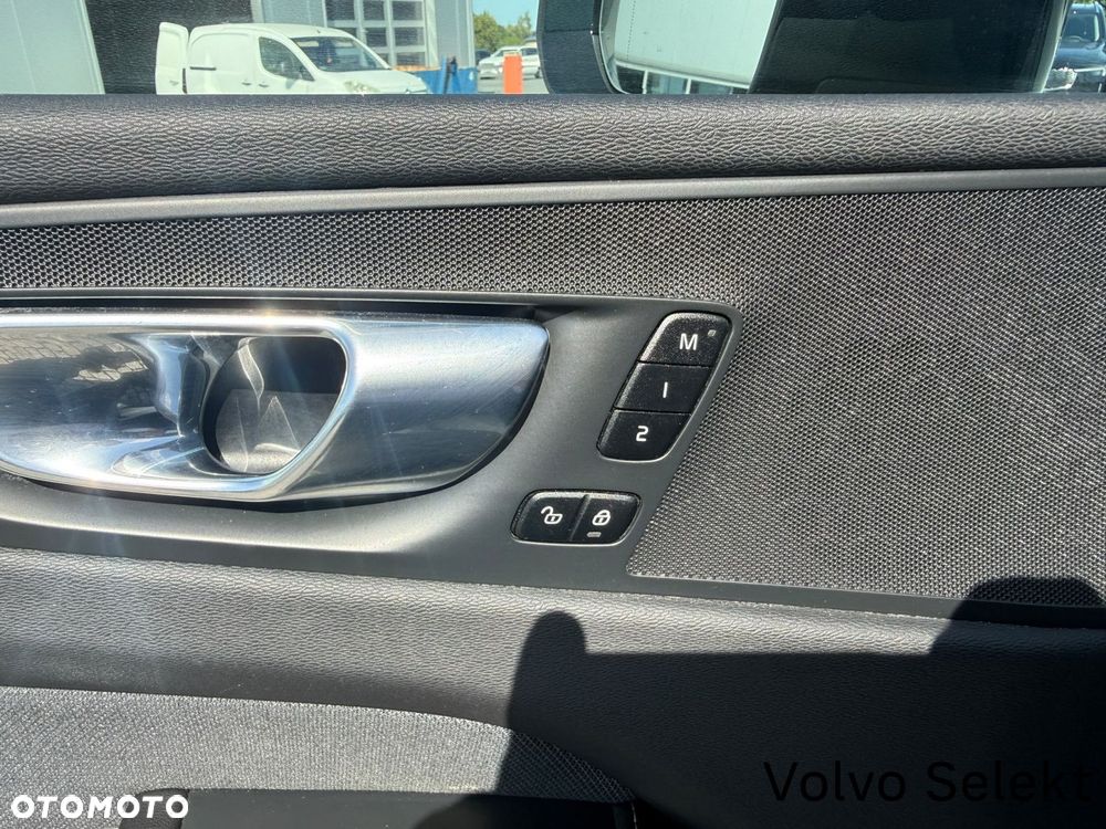 Volvo XC 60 - 14