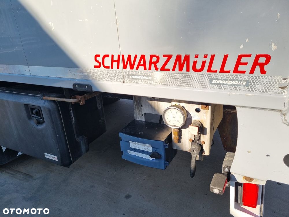 Schwarzmuller Ruchoma podłoga 92m3 Podłoga 10 mm 2018 rok - 12