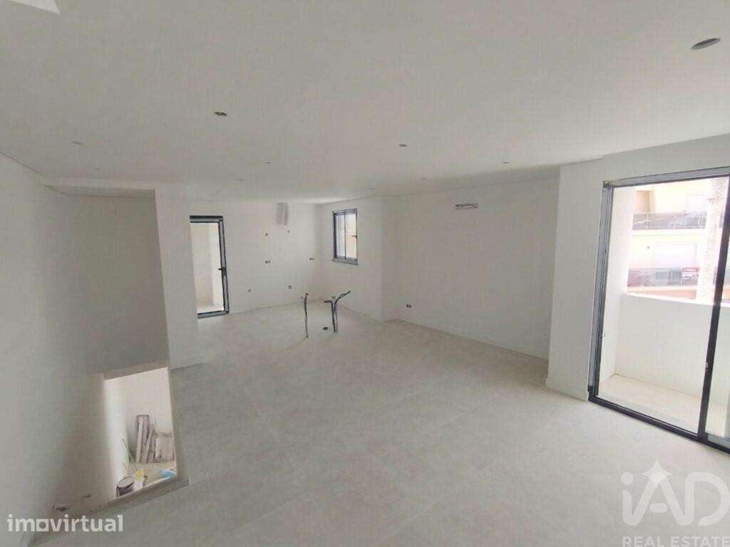 Apartamento T1 em Quarteira de 176,00 m2 - Grande imagem: 4/18