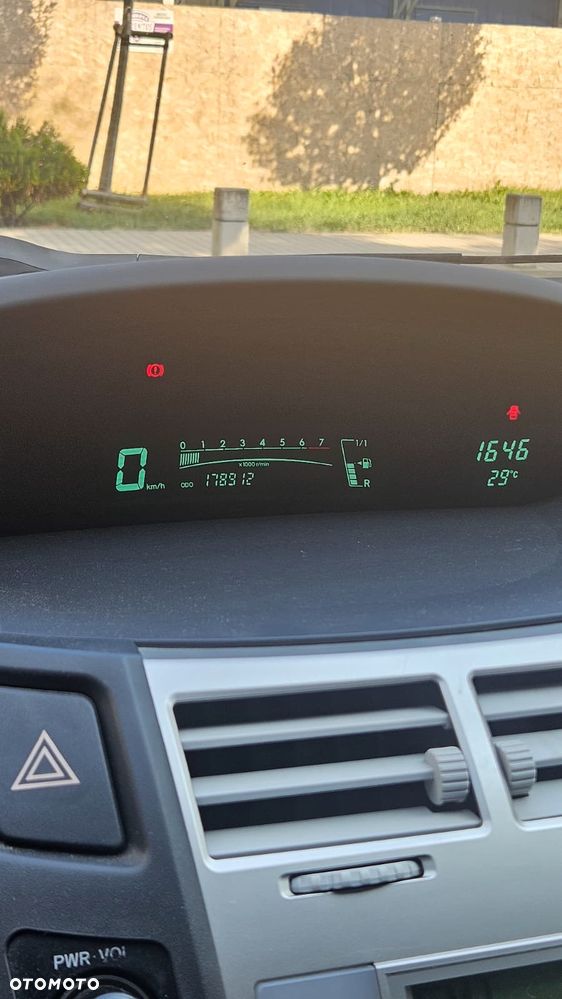 Toyota Yaris - 17
