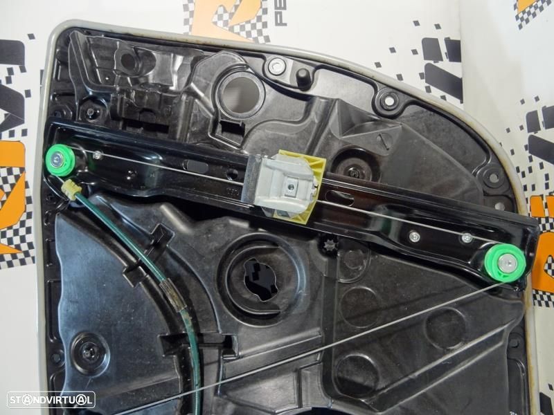 Elevador De Vidro Frente Esquerdo Mercedes-Benz C-Class (W205)  C08732 - 8