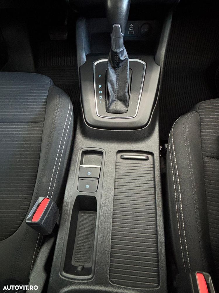 Ford Focus 1.0 EcoBoost MHEV Titanium - 16