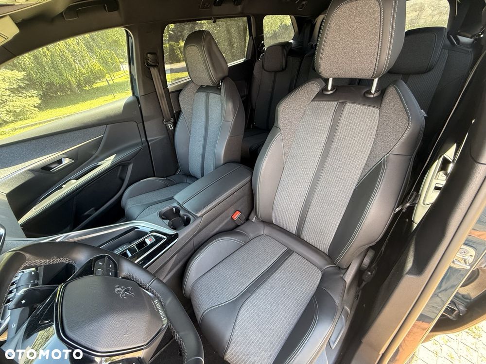 Peugeot 5008 - 6